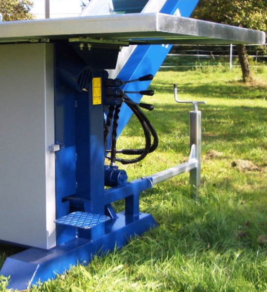 wald-garten-maschinen.de - Profi Bandsäge M 750 B-Z mit angebautem